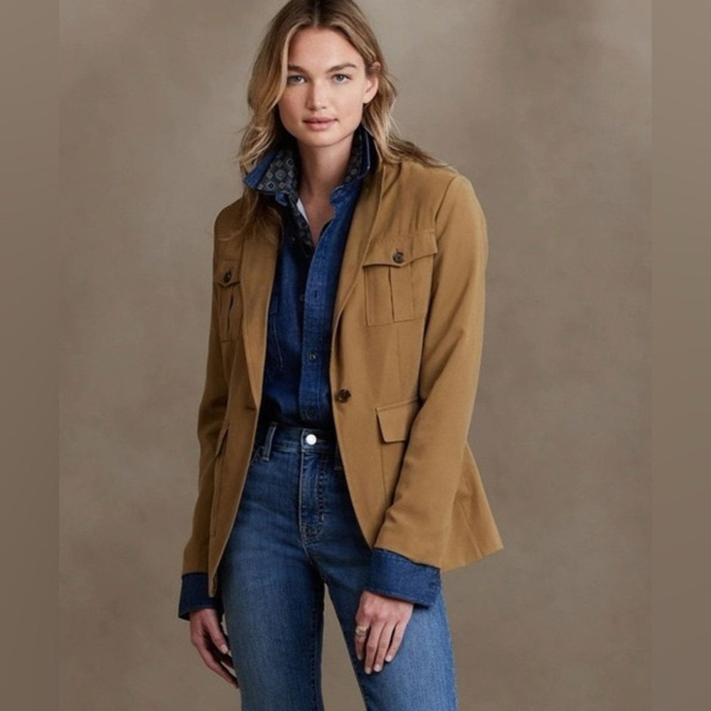 BANANA REPUBLIC Drapey Twill Utility Blazer Camel Brown Sz 6 $160